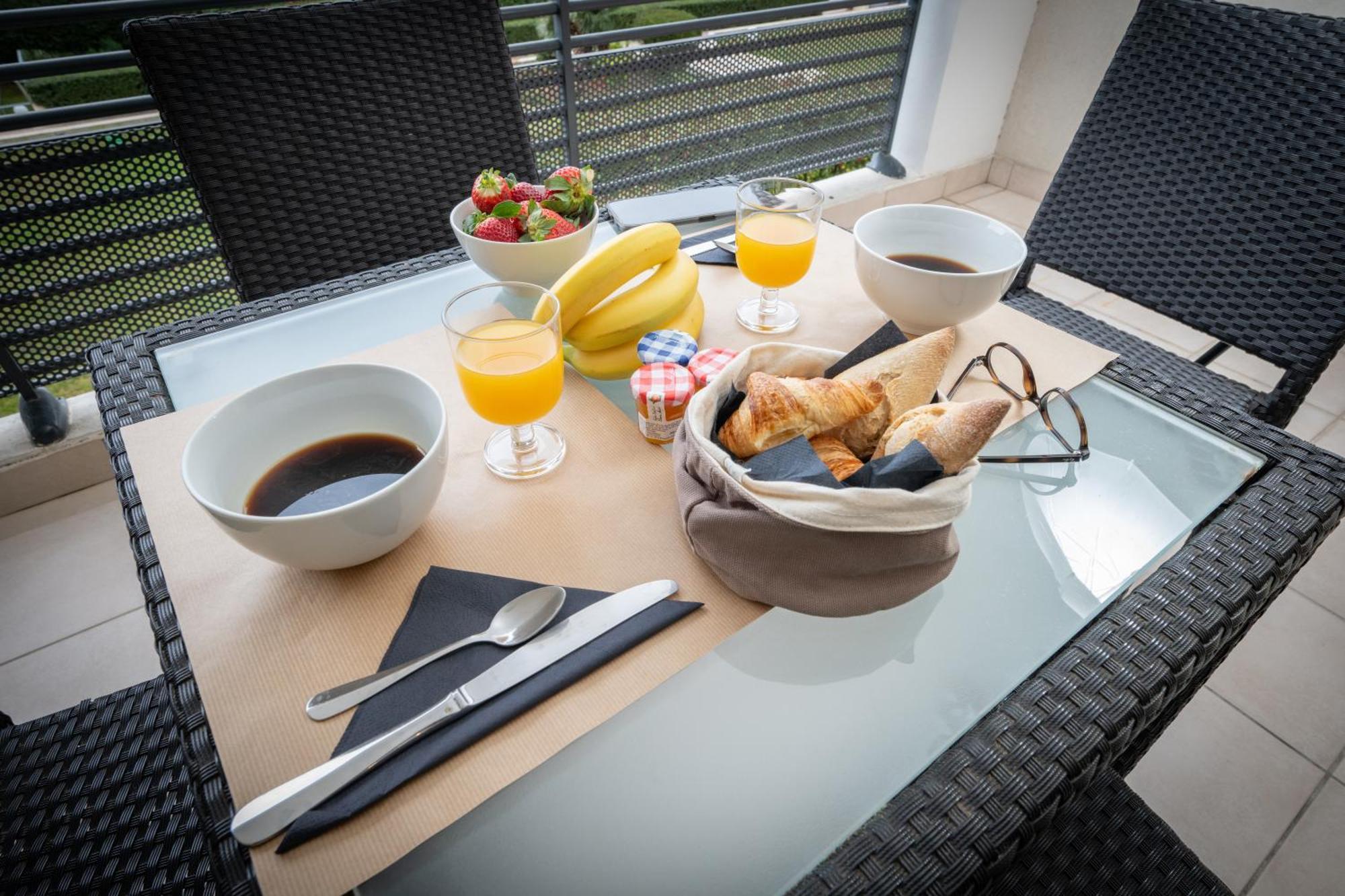 Nemea Appart Hotel Le Lido Cagnes Sur Mer Exterior foto