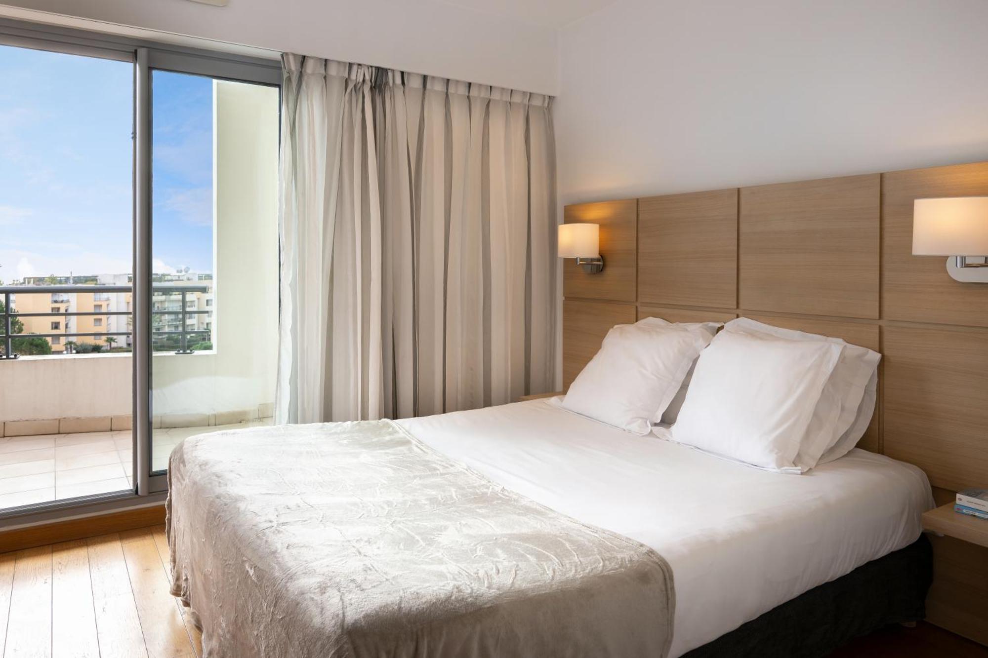 Nemea Appart Hotel Le Lido Cagnes Sur Mer Exterior foto