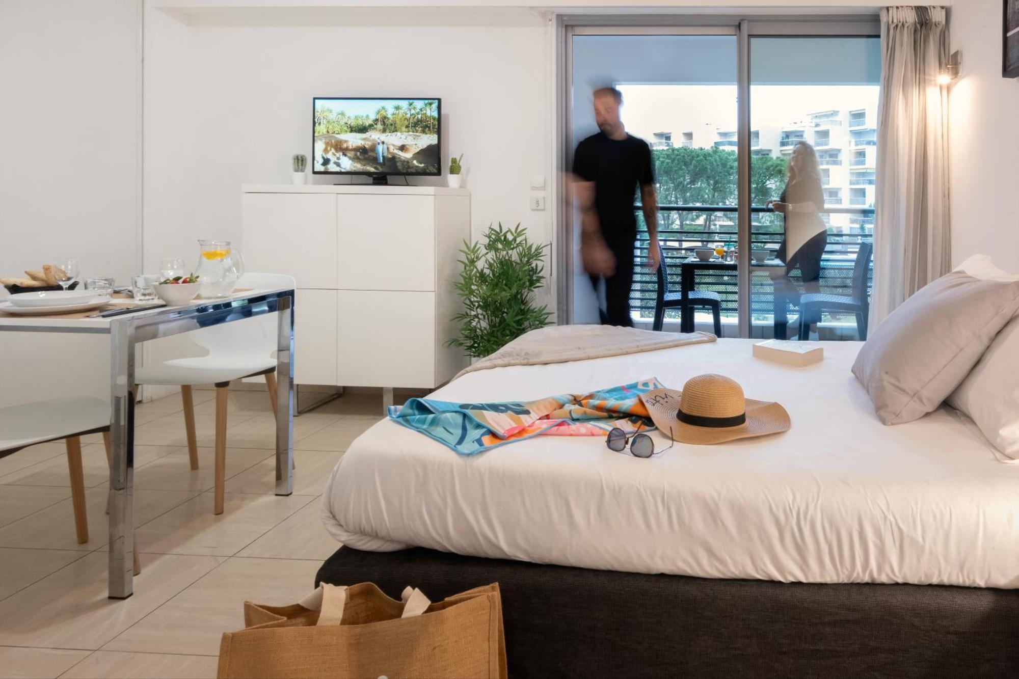 Nemea Appart Hotel Le Lido Cagnes Sur Mer Exterior foto