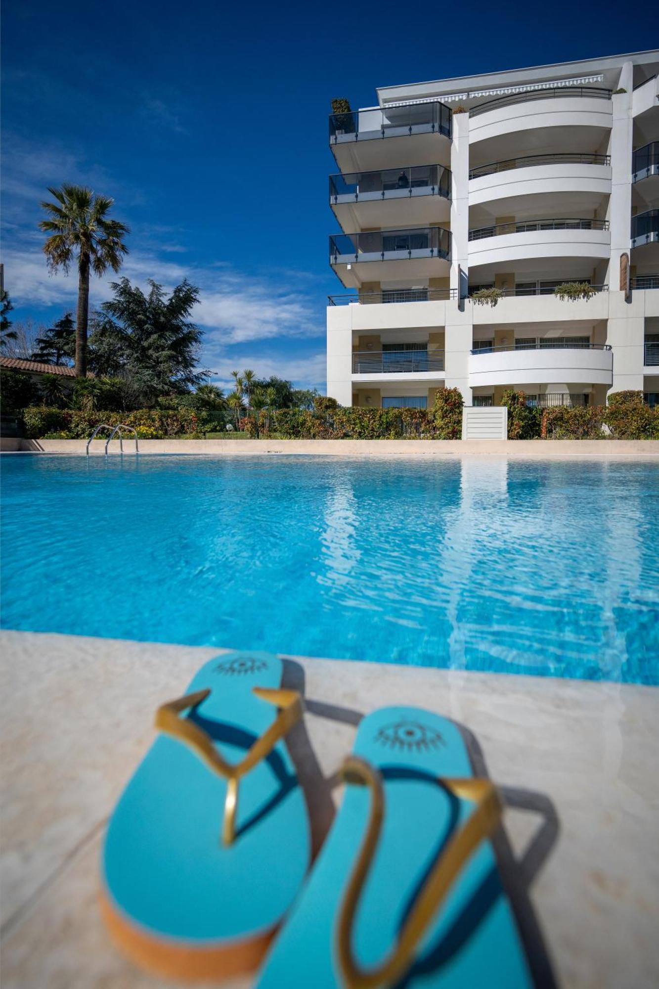 Nemea Appart Hotel Le Lido Cagnes Sur Mer Exterior foto